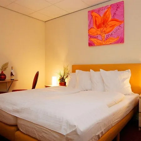 Mozart Hotel 2*